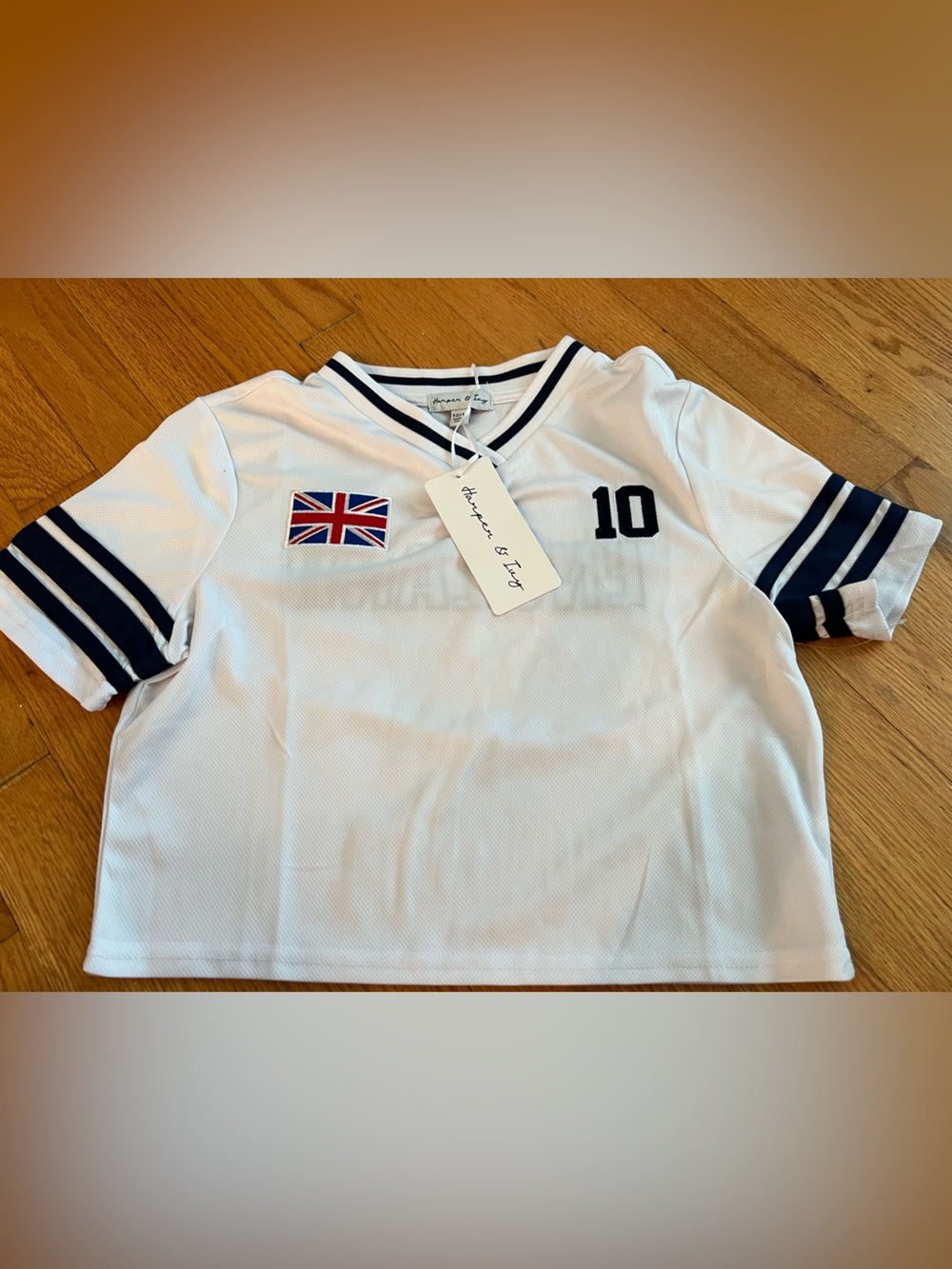 white Harper & Ivy kids' England soccer jersey 10 Union Jack Tee - Picture 1 of 2